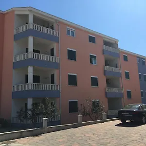 apartman-ma-la.splithotels.org/
